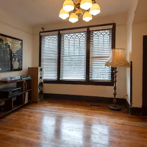 5-bedroom-downtown-savannah-ga.top-hotels-in-savannah.com/