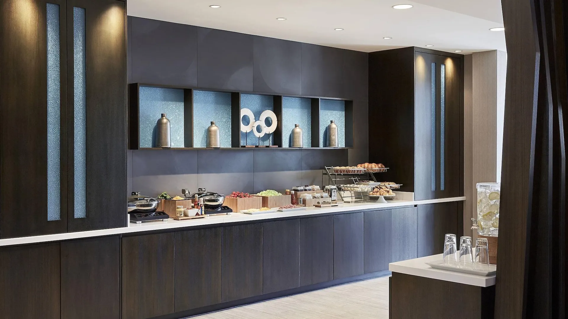 Hotel Springhill Suites By Marriott New York Midtown Manhattan/Park Ave